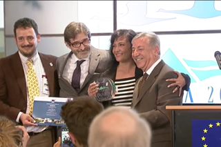 Premios Natura 2000 Juan Carlos Atienza, Arturo Larena y Asunción Ruiz, con Karmemu Vella.